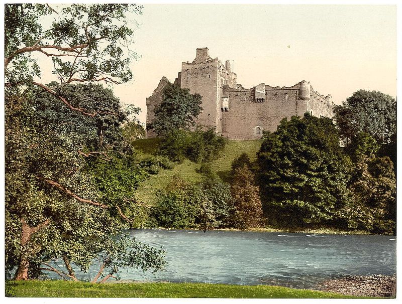 Doune Castle, Scotland – Winterfell (Pilot Episode)