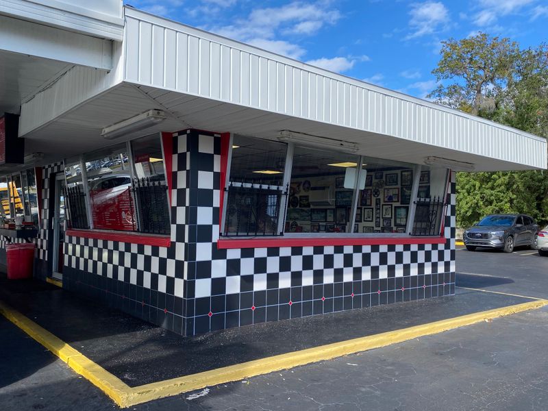 Florida: MoonLight Drive-In