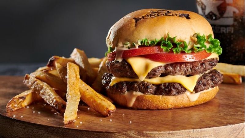 Florida: BurgerFi – The BurgerFi Cheeseburger