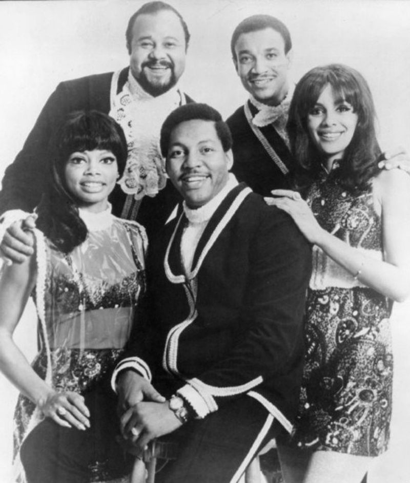 Wedding Bell Blues – The 5th Dimension (1969)