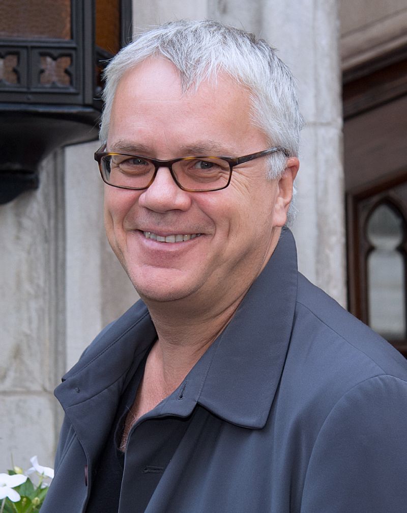 Tim Robbins – 6'5