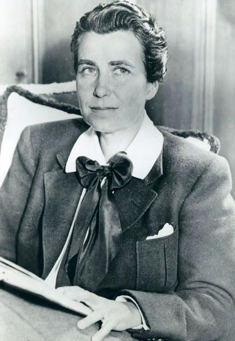 Dorothy Arzner: Hollywood's Solo Female Director (1930s-1940s)