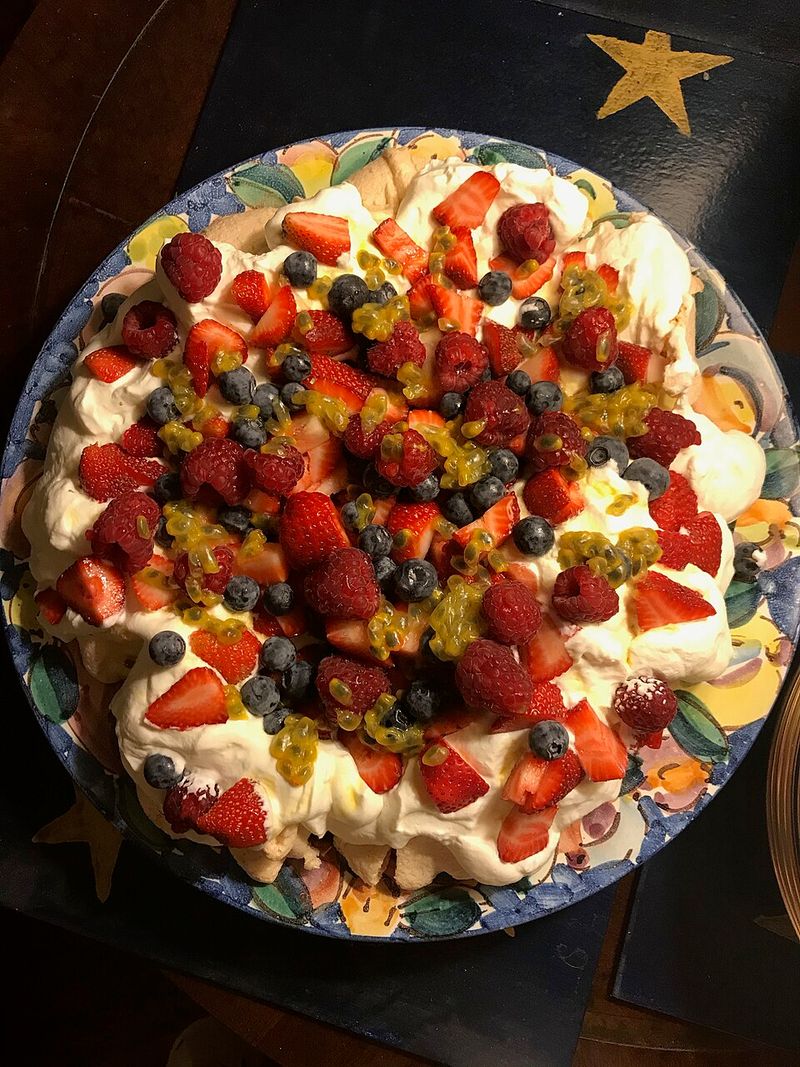 Christmas Pavlova With Fresh Fruit
