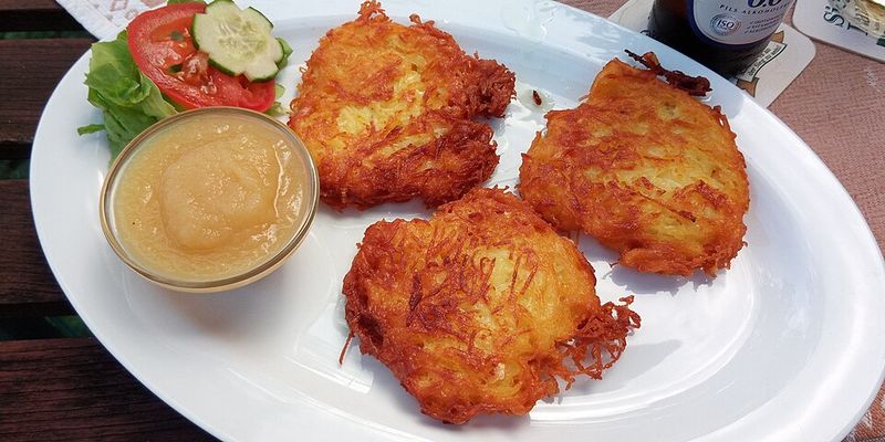 Kartoffelpuffer (Potato Pancakes)