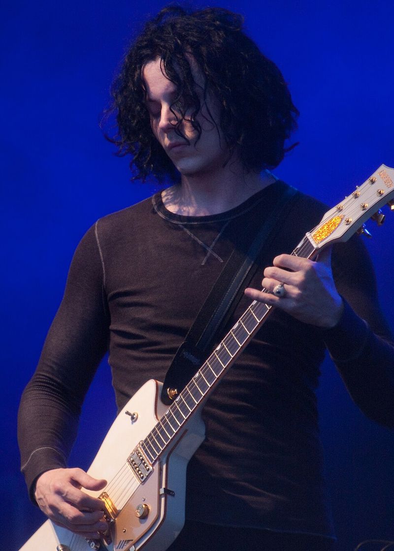 Jack White – Love Is Blindness