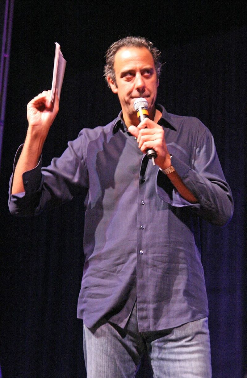 Brad Garrett – 6'8