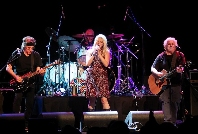 Miracles by Jefferson Starship