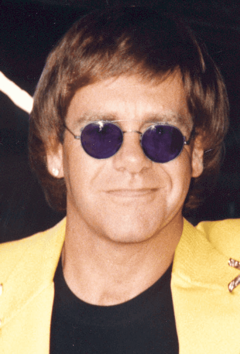 Candle in the Wind 1997 / Something About the Way You Look Tonight – Elton John