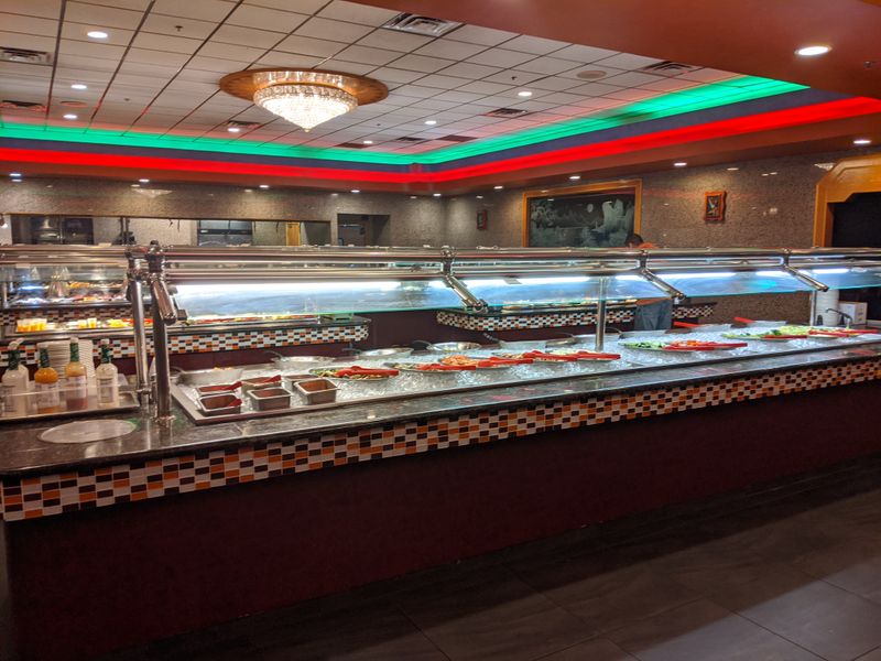 Illinois: Shallots Bistro Sunday Brunch Buffet In Chicago