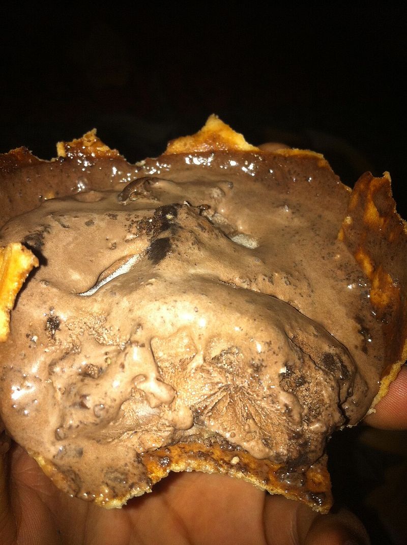 Soft Chocolate Crisp Candies