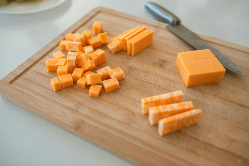 American-Style Processed Cheese With Food Dyes