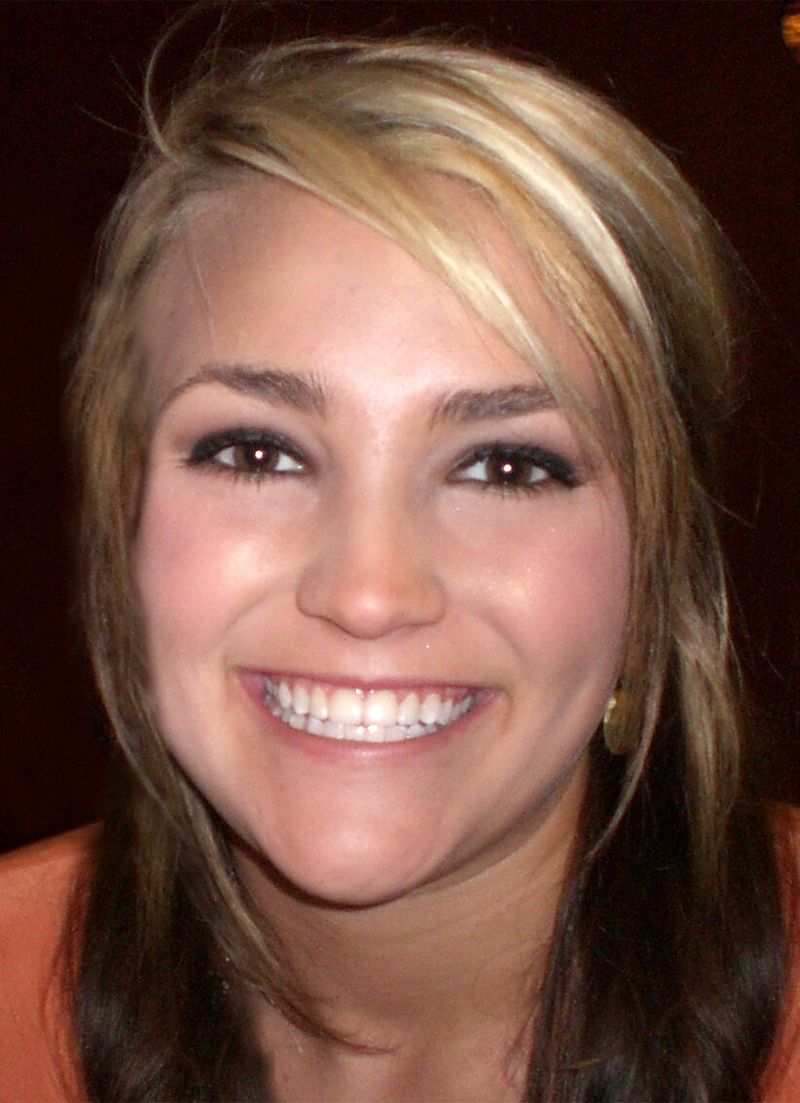 Jamie Lynn Spears – Became A Mother At 16