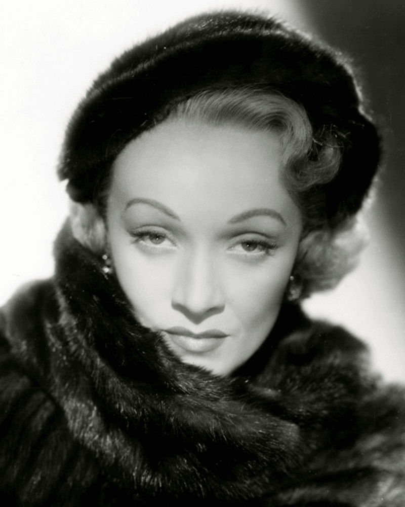 Marlene Dietrich: Courage Beyond The Camera (1940s)