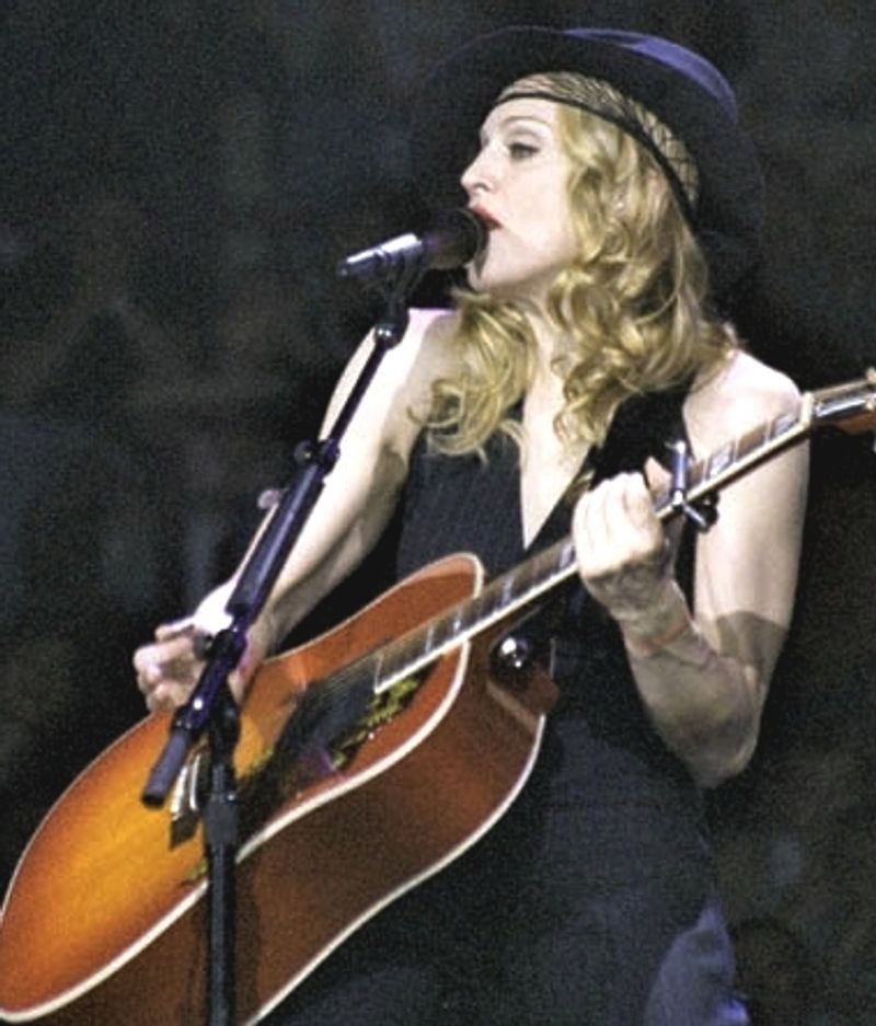 Madonna – Erotica (1992)