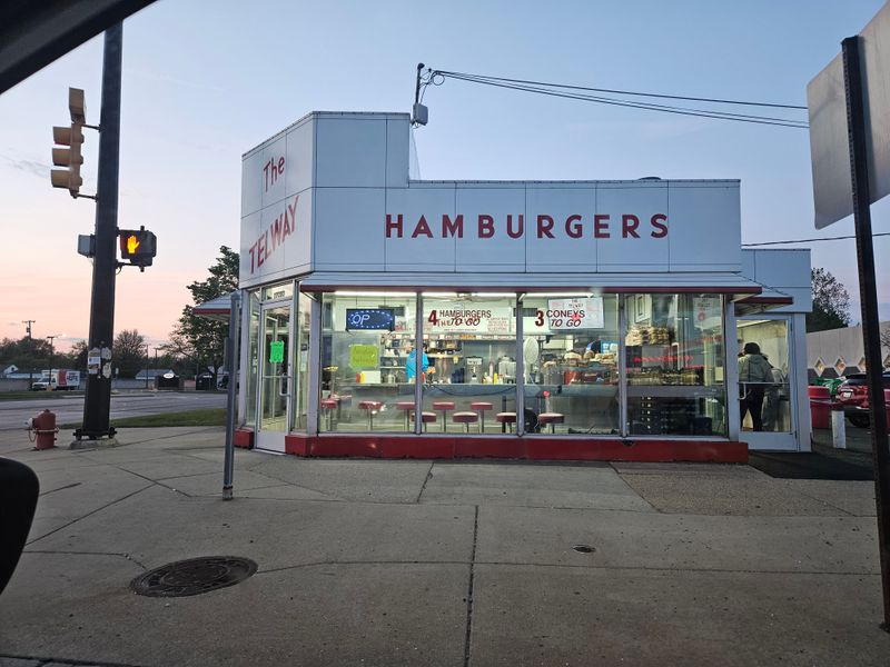 Telway Hamburgers, Madison Heights