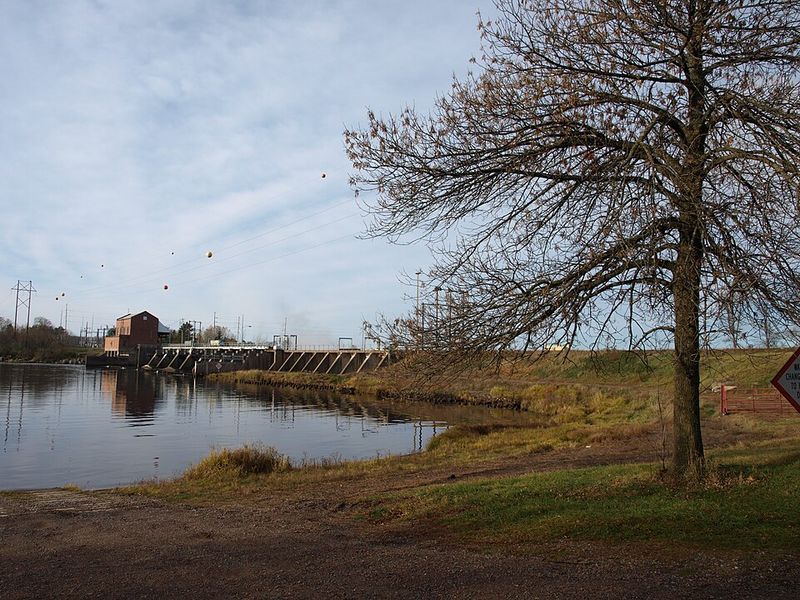 Tomahawk Dam And Civic Core