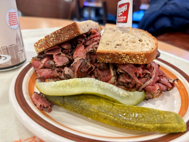 Manny's Cafeteria & Delicatessen - Chicago