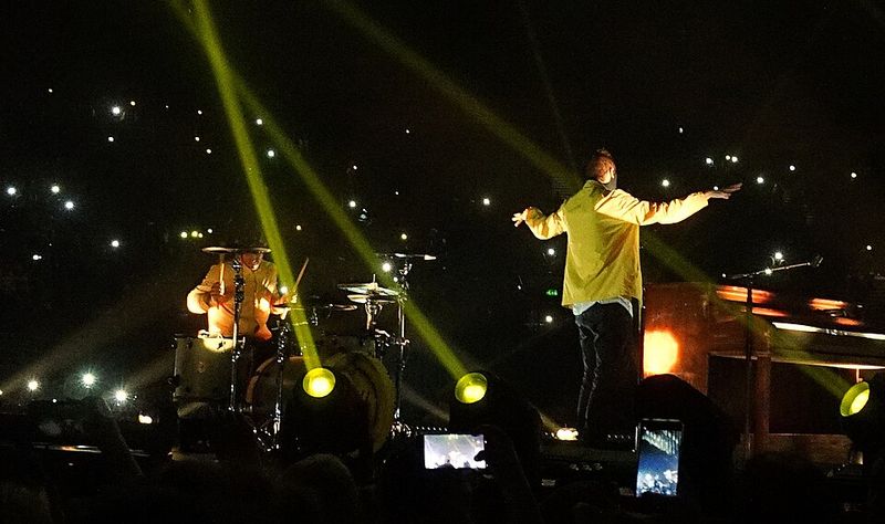 Twenty One Pilots – Breach