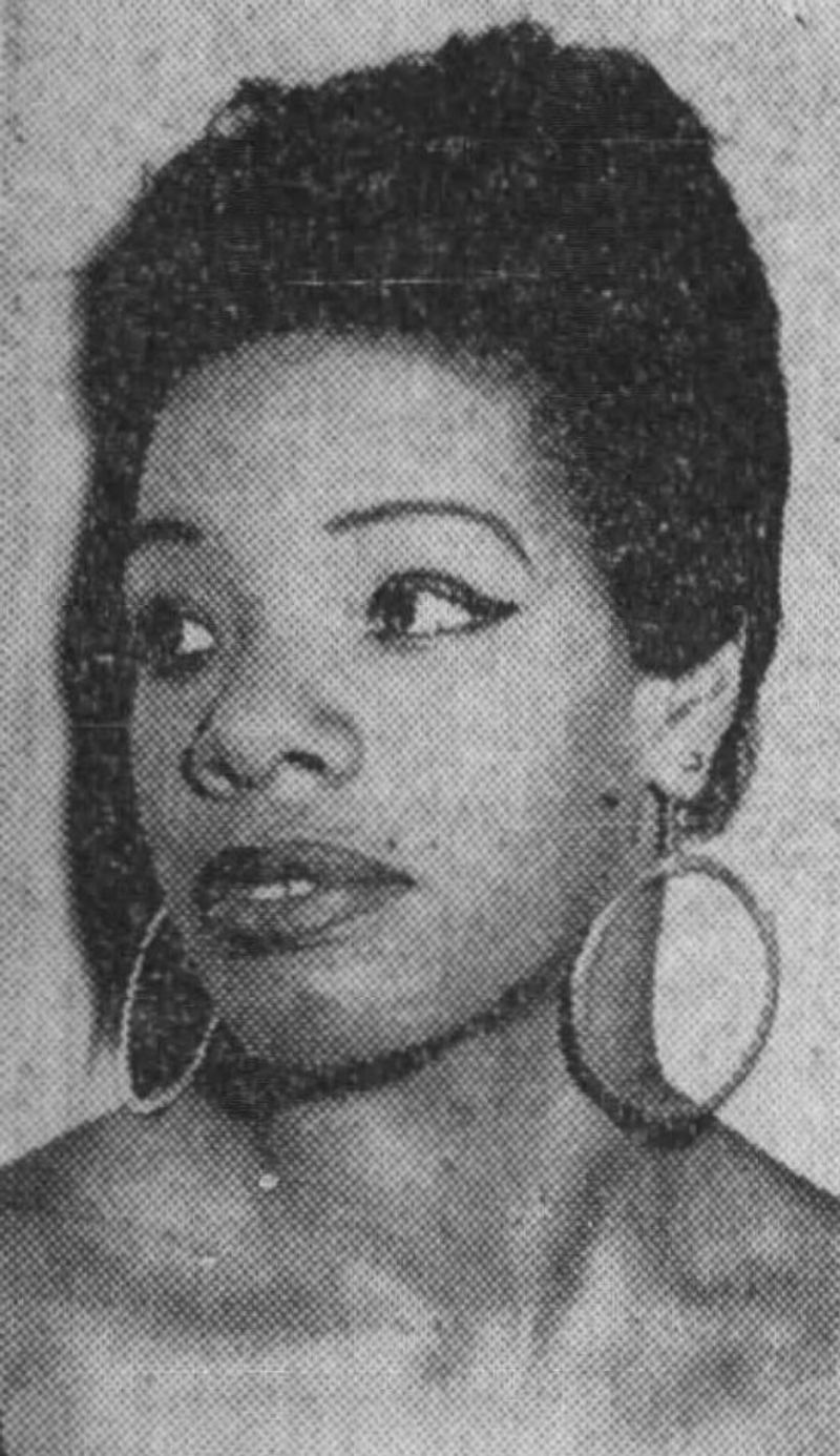 Maya Angelou – Became A Mother At 16
