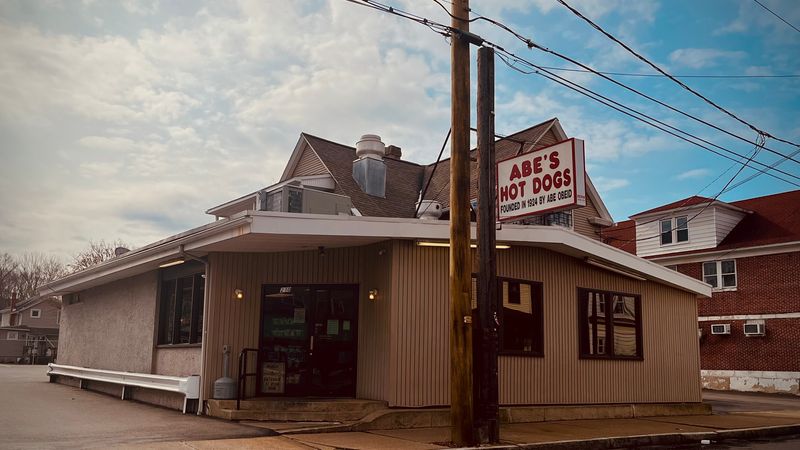 Abe’s Hot Dogs