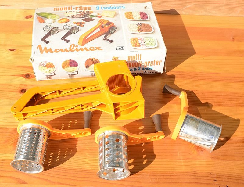 Rotary Cheese Grater (Mouli-Style)
