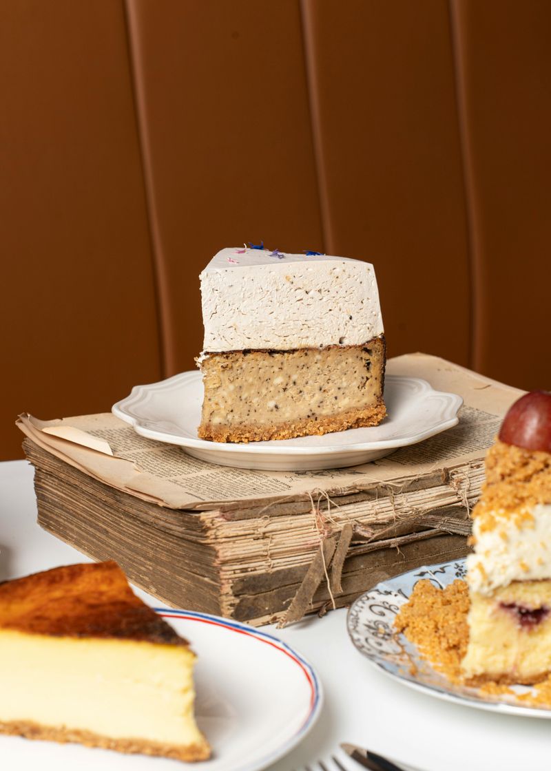 Banana Cake With Cream Cheese Frosting