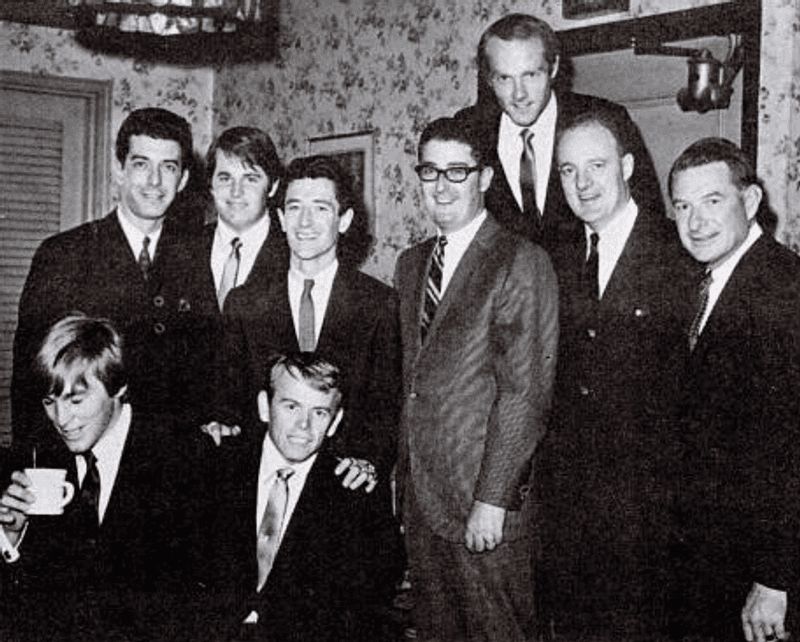 The Beach Boys – The Beach Boys' Christmas Album (1964)