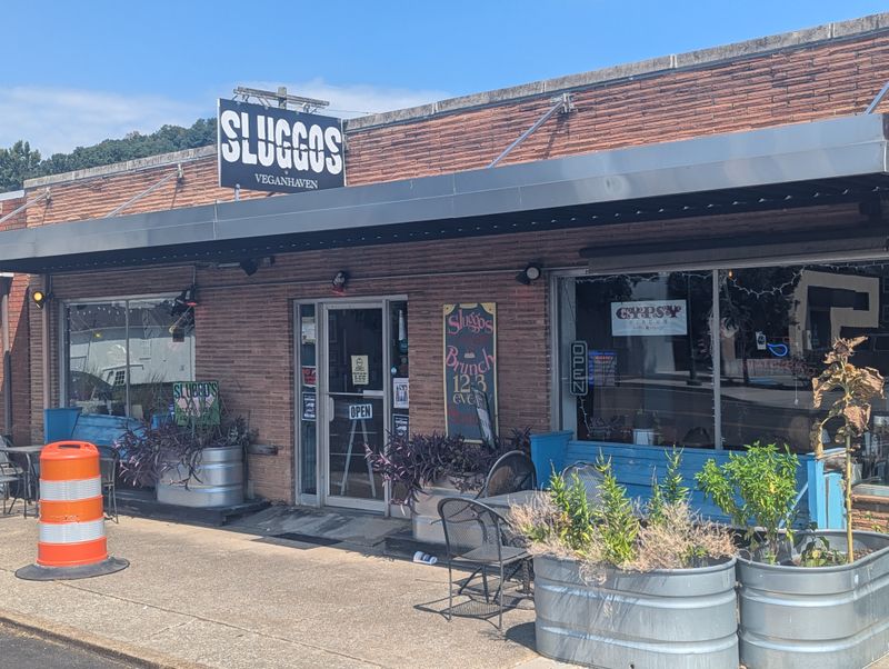 Sluggo's Vegetarian Restaurant - Chattanooga, Tennessee