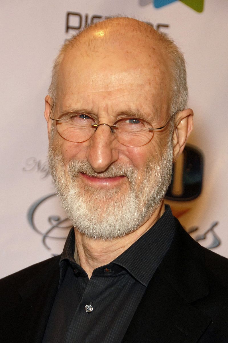 James Cromwell – 6'6