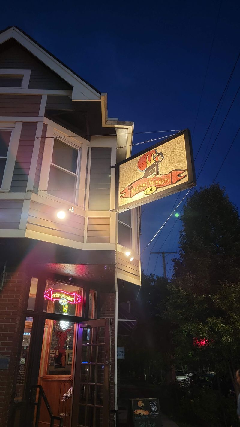 Ohio: The Flying Monkey in Columbus