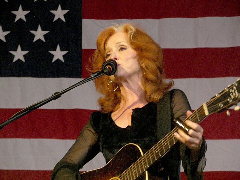 Bonnie Raitt - Slide Guitar Queen