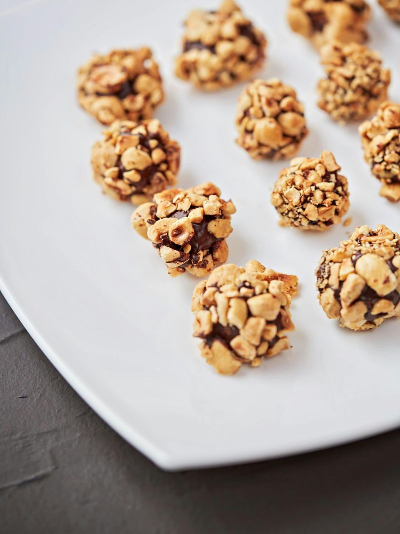 Apricot And Pistachio Energy Bites