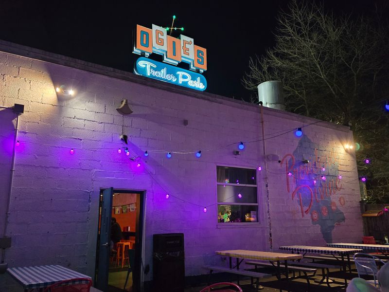 Rhode Island: Ogie's Trailer Park