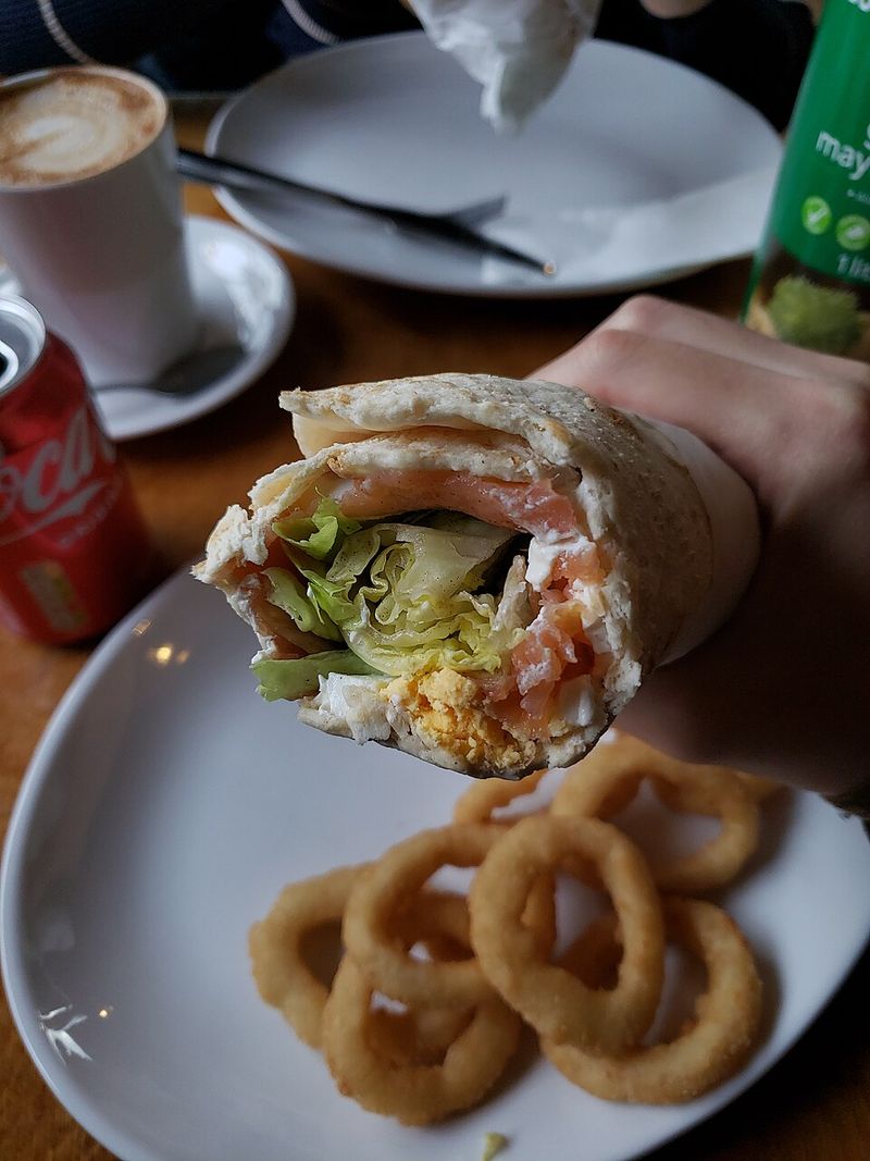 Chilli Cheese Egg Naans