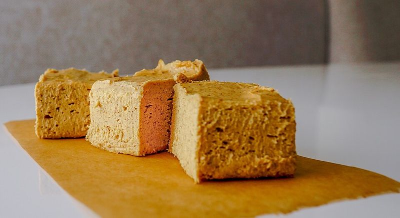 No-Bake Peanut Butter Chocolate Cheesecake