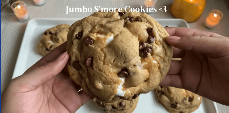 Marshmallow Stuffed Cookies