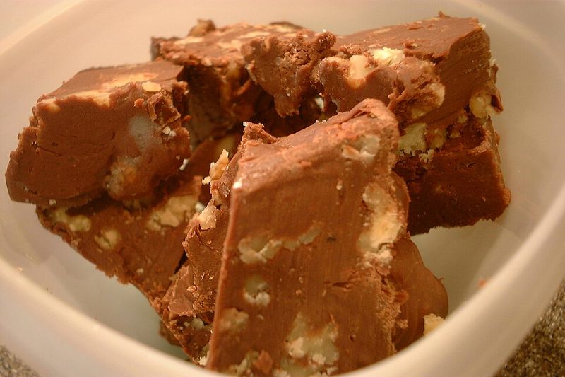 Easy Chocolate Walnut Fudge