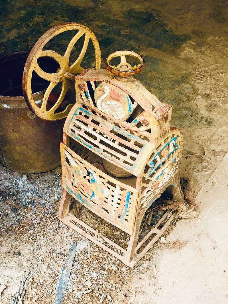 Hand-Cranked Ice Cream Makers