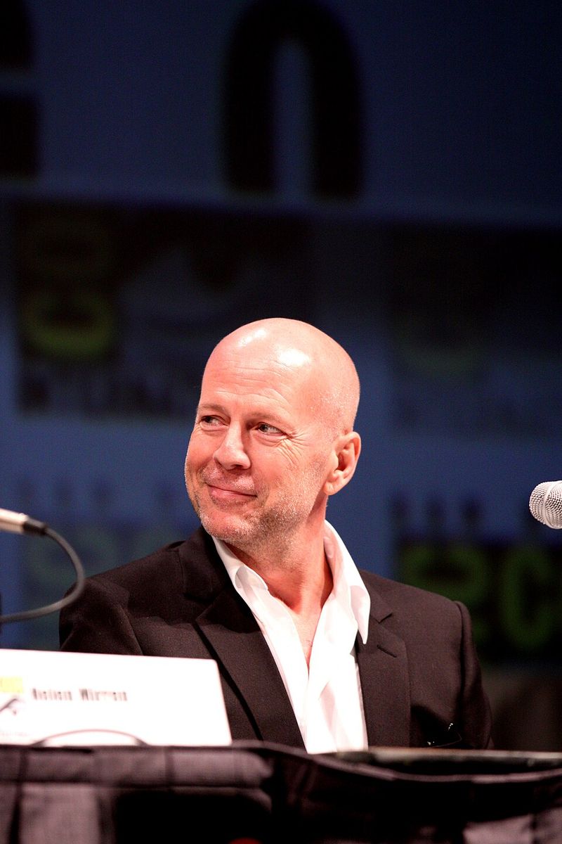 Christmas Wrapping Tape Gun Trick