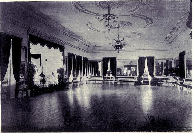 Gilded Age Ballrooms With Thousand-Guest Capacity