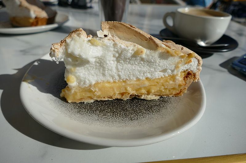 Game Of Thrones: Lemon Cakes