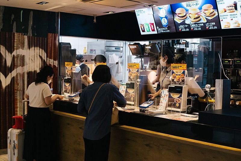 Pandemic Accelerates Contactless Service And Curbside Pickup