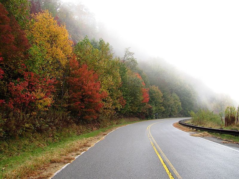 Cherohala Skyway (TN-165/NC-143), Tellico Plains to Robbinsville