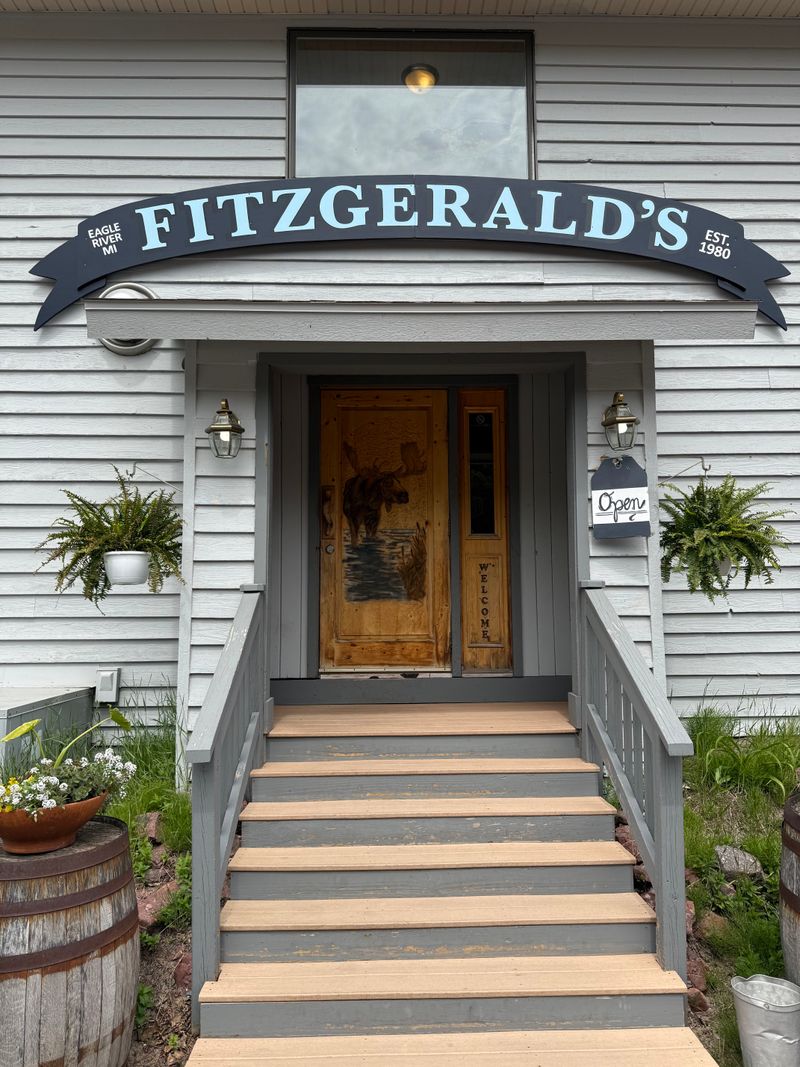Fitzgerald's Restaurant – Upper Peninsula's Coastal Wonder
