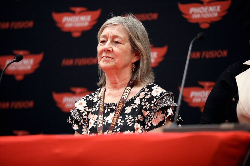 Assassin's Apprentice (The Farseer Trilogy) - Robin Hobb