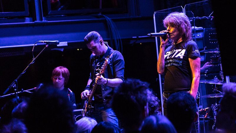 The Pretenders – 'Stop Your Sobbing' (1979)