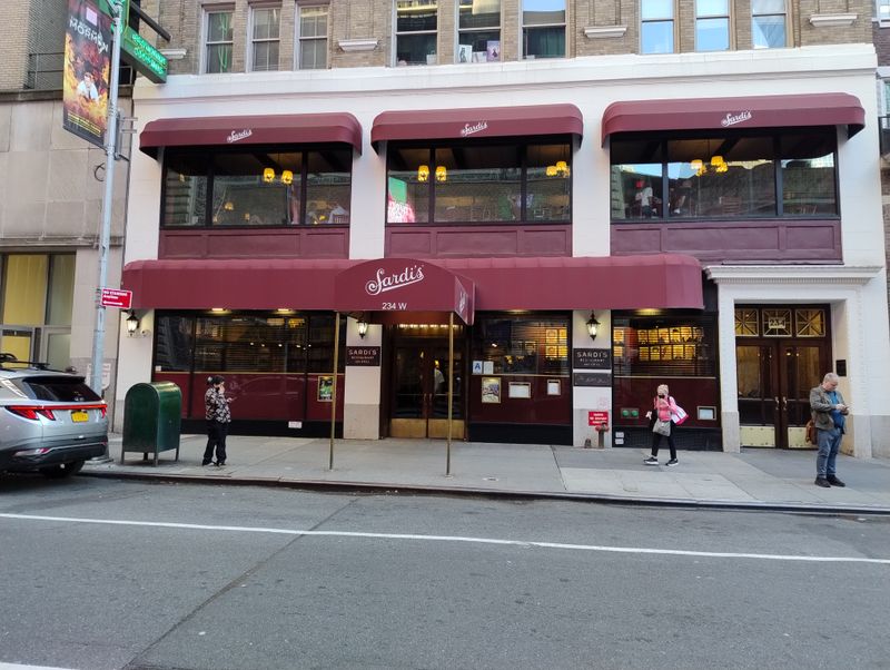 Sardi's