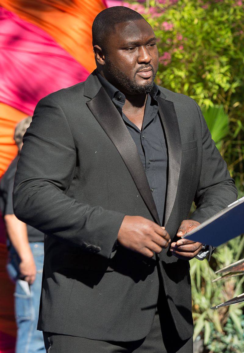 Nonso Anozie – 6'6