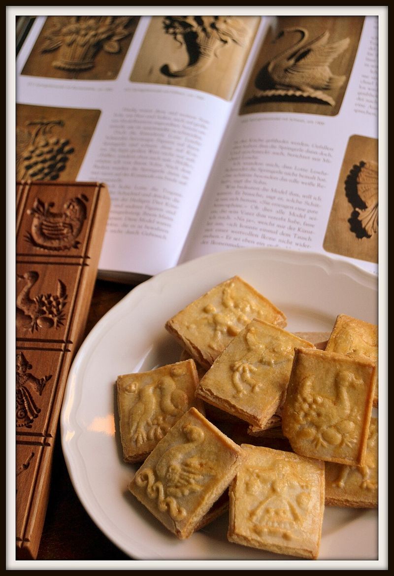 Frankfurter Brenten (German Almond Cookies)