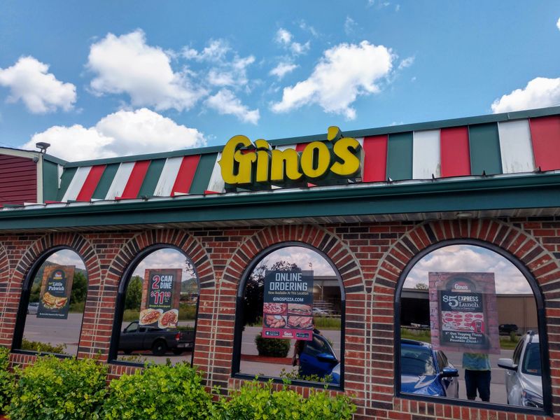 West Virginia: Gino's Pizza And Spaghetti House Buffet